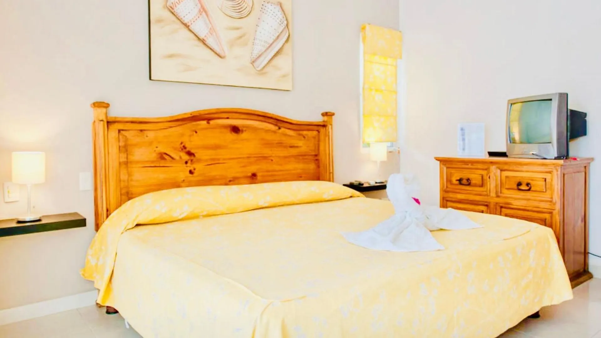Deluxe Jacuzzi Balcony Room With Swimming Pool Air Conditioning And Parking Playa del Carmen Pensionat