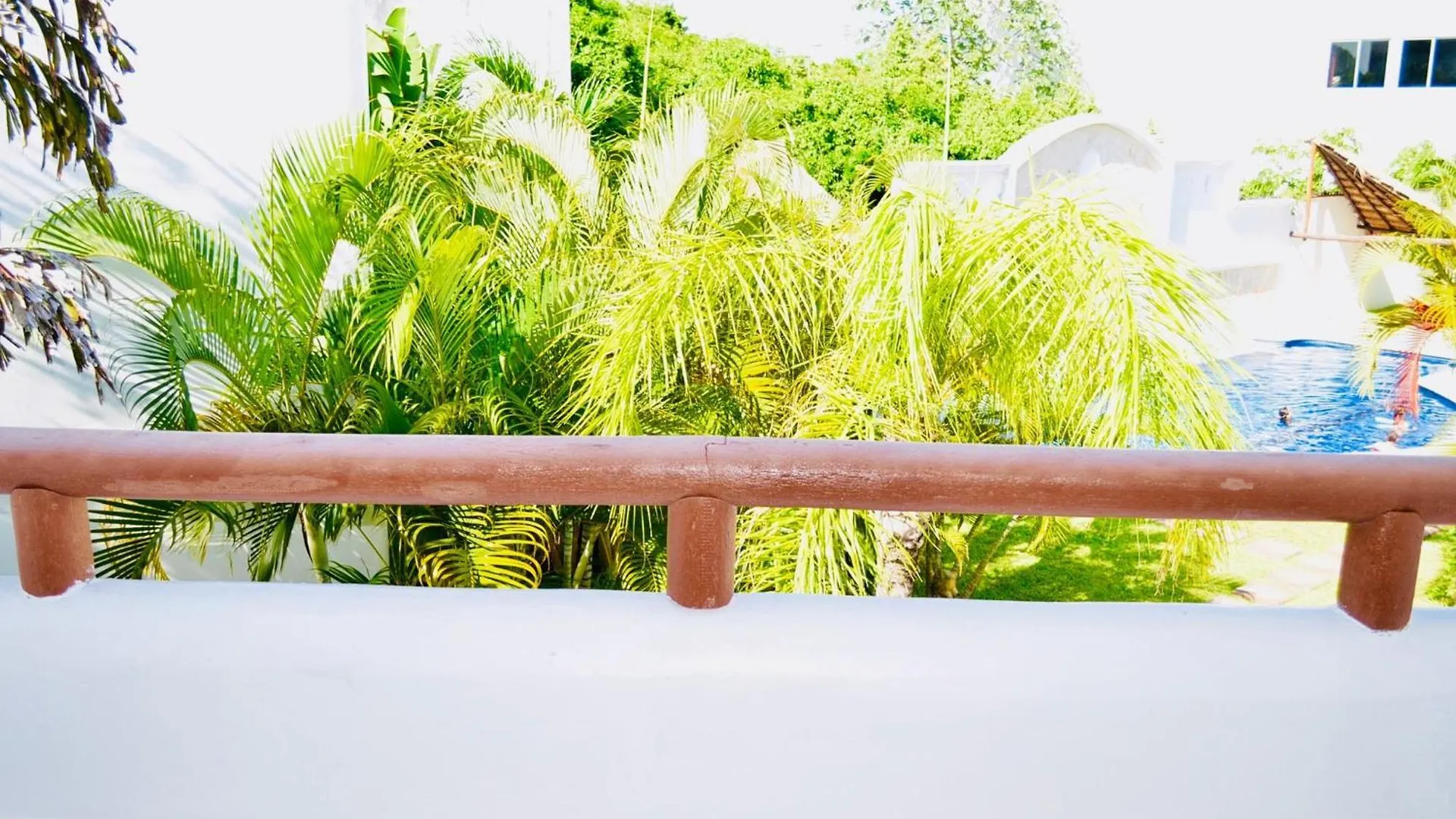 *** Pensionat Deluxe Jacuzzi Balcony Room With Swimming Pool Air Conditioning And Parking Playa del Carmen Mexiko
