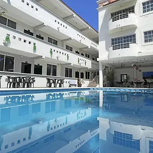 Hotel Balxiba Alberca Y Estacionamento, Playa del Carmen