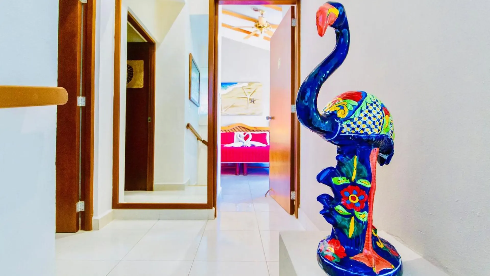 Deluxe Budget Balcony Room With Swimming Pool Air Conditioning And Parking Playa del Carmen Mexico