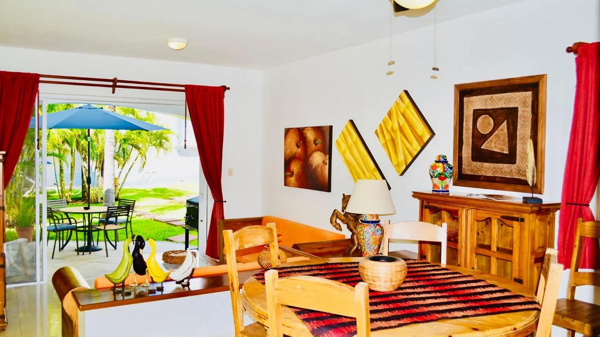 בית הארחה פלאייה דל כרמן Deluxe Jacuzzi Balcony Room With Swimming Pool Air Conditioning And Parking